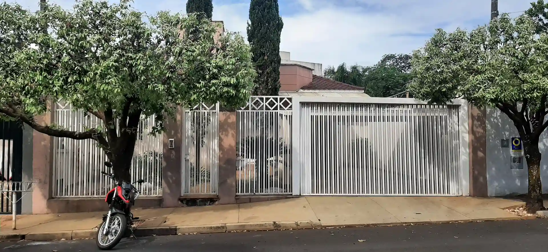 Casa com 3 quartos à venda, 450m² — foto 43 de 43