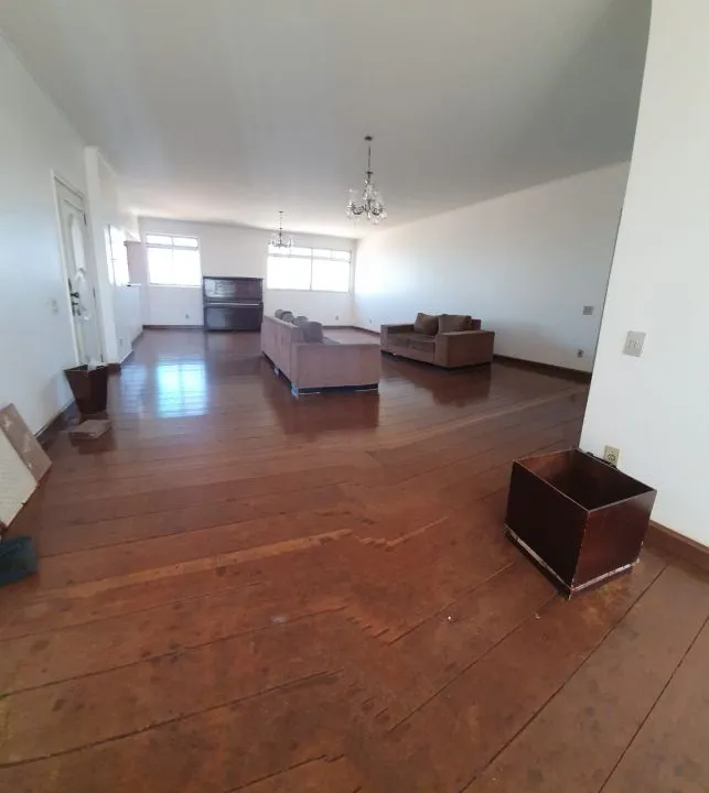 Apartamento com 4 quartos à venda, 293m² — foto 1 de 8