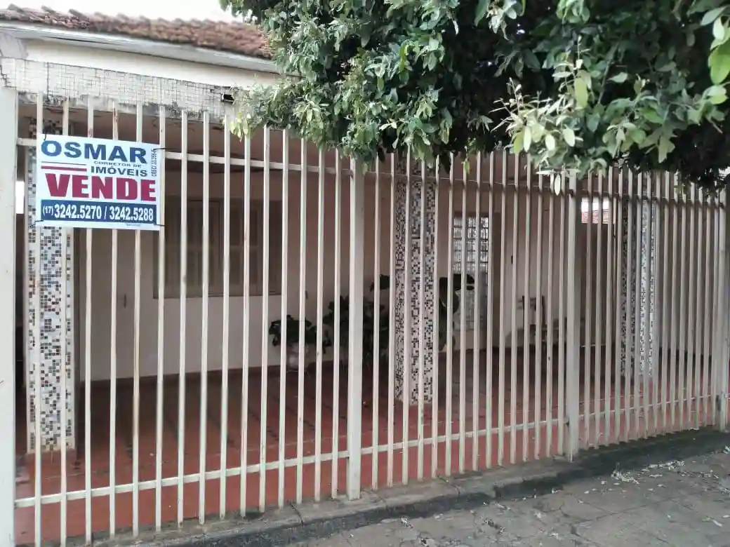 Casa com 3 quartos à venda, 550m² — foto 1 de 1