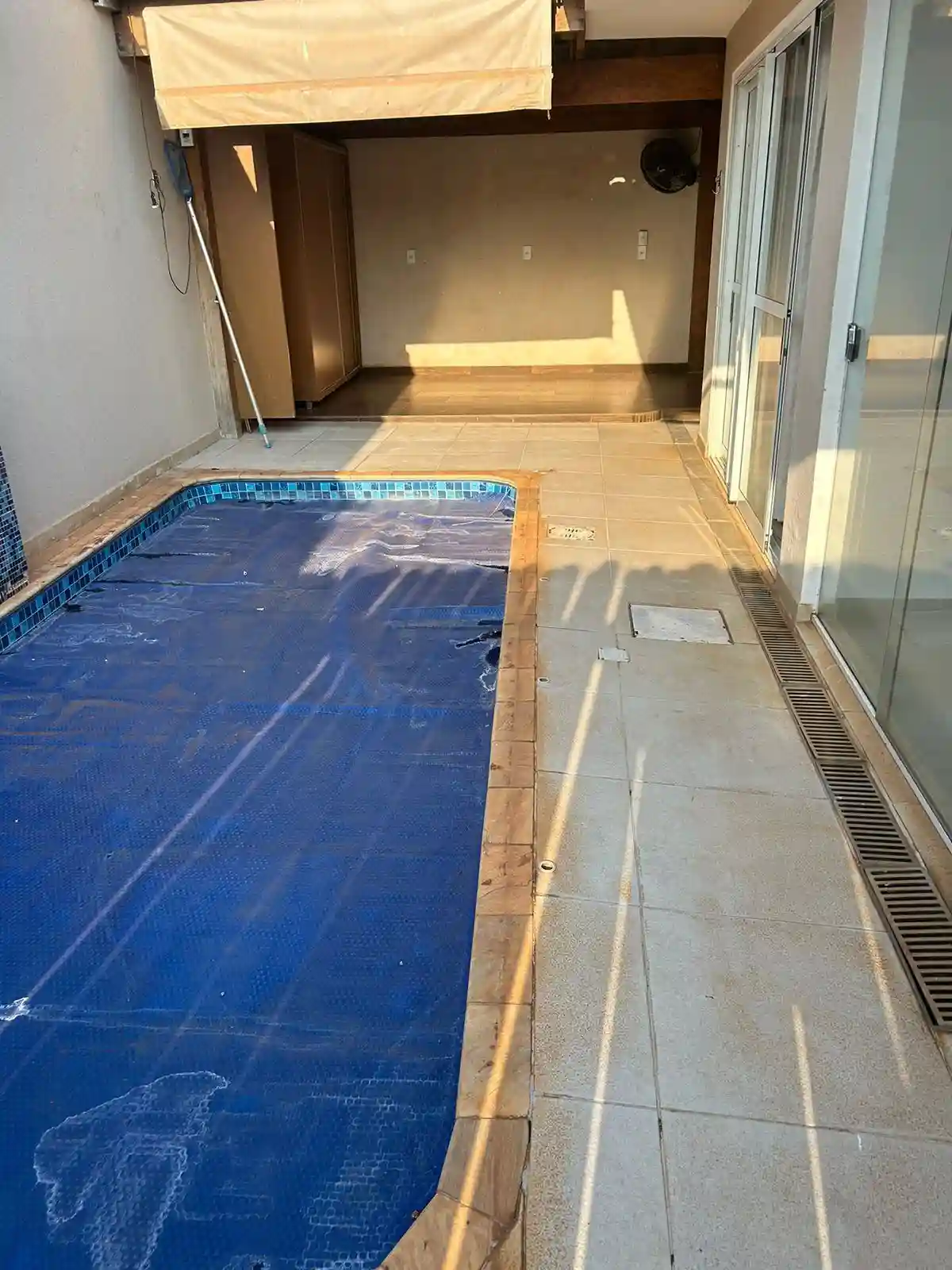 Casa de Condomínio com 3 quartos à venda, 140m² — foto 2 de 19