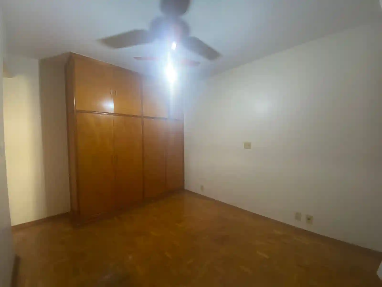 Apartamento com 3 quartos para aluguel, 195m² — foto 5 de 9