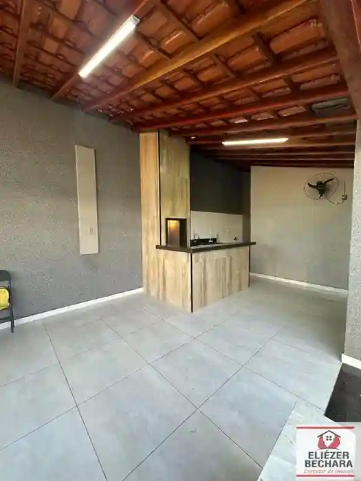 Casa com 3 quartos à venda, 117m² — foto 3 de 17