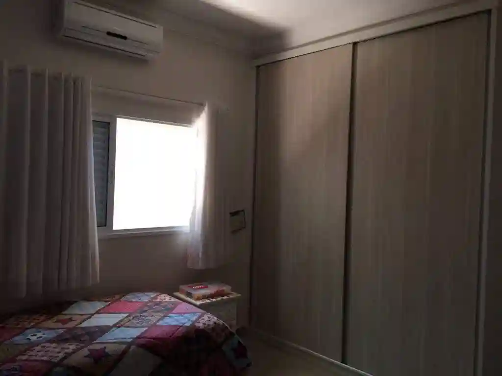 Casa de Condomínio com 4 quartos à venda, 267m² — foto 18 de 44