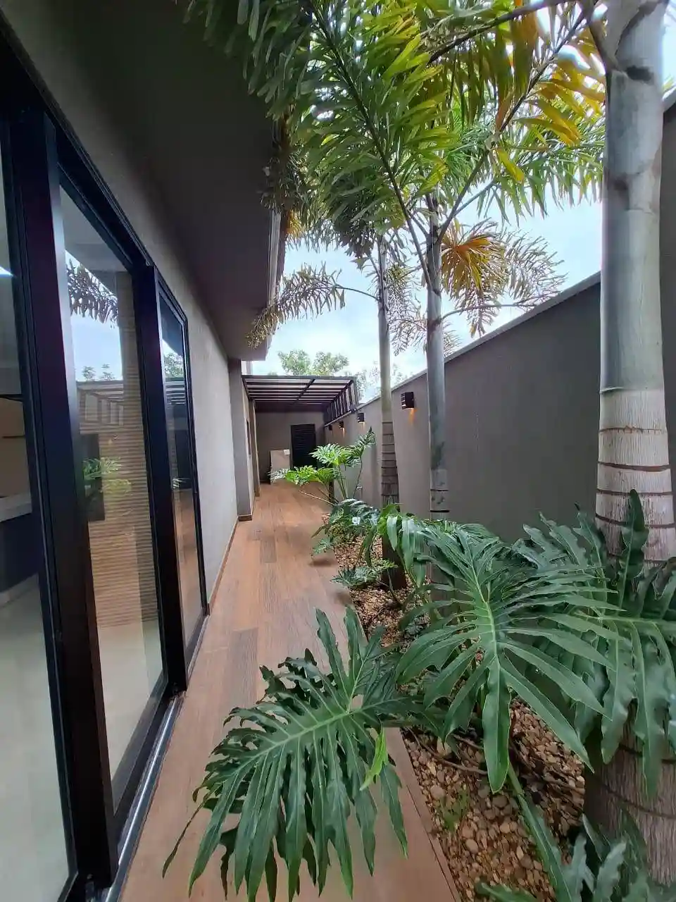 Casa de Condomínio com 4 quartos à venda, 267m² — foto 43 de 44
