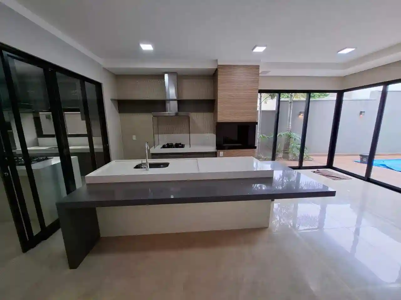 Casa de Condomínio com 4 quartos à venda, 267m² — foto 33 de 44