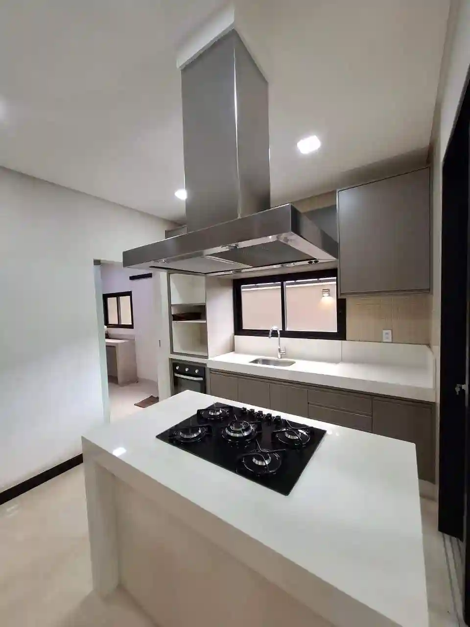Casa de Condomínio com 4 quartos à venda, 267m² — foto 35 de 44