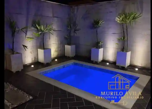 Casa de Condomínio com 4 quartos à venda, 240m² — foto 1 de 21