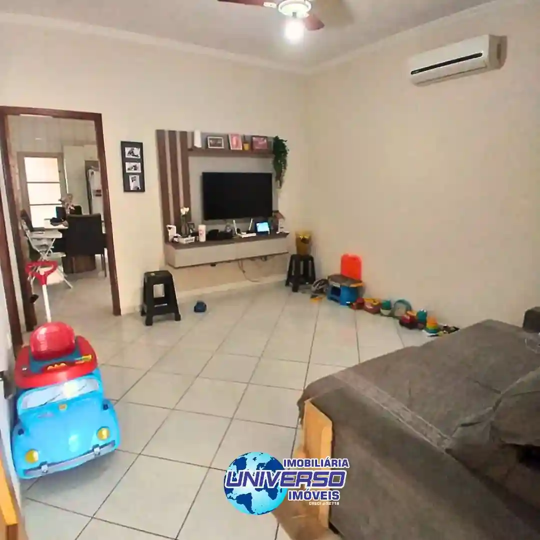 Casa com 3 quartos à venda, 130m² — foto 8 de 11