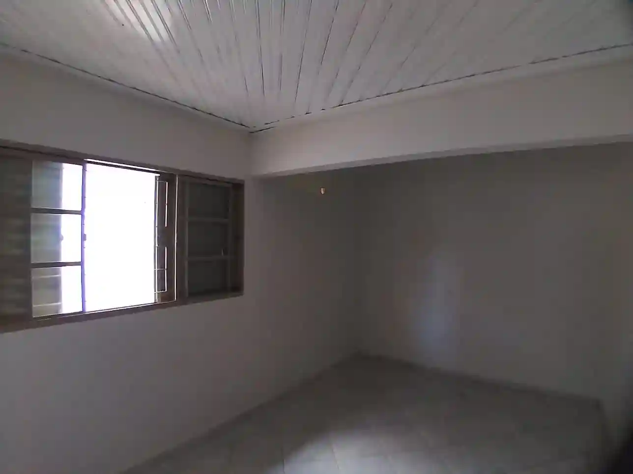 Casa à venda — foto 2 de 8
