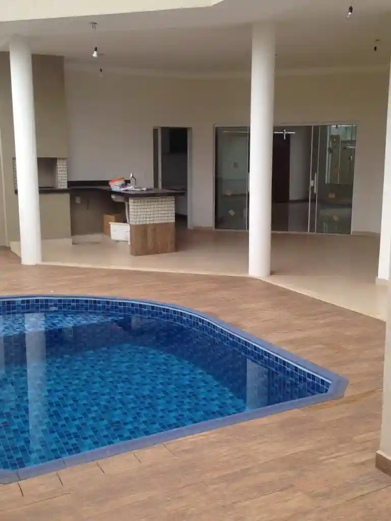 Casa de Condomínio com 3 quartos à venda, 450m² — foto 16 de 17