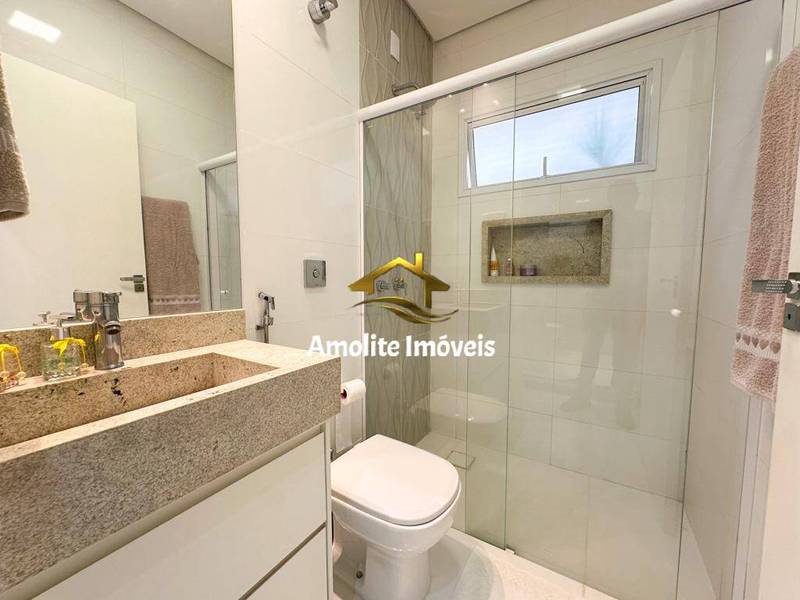 Casa de Condomínio com 3 quartos à venda, 180m² — foto 8 de 21