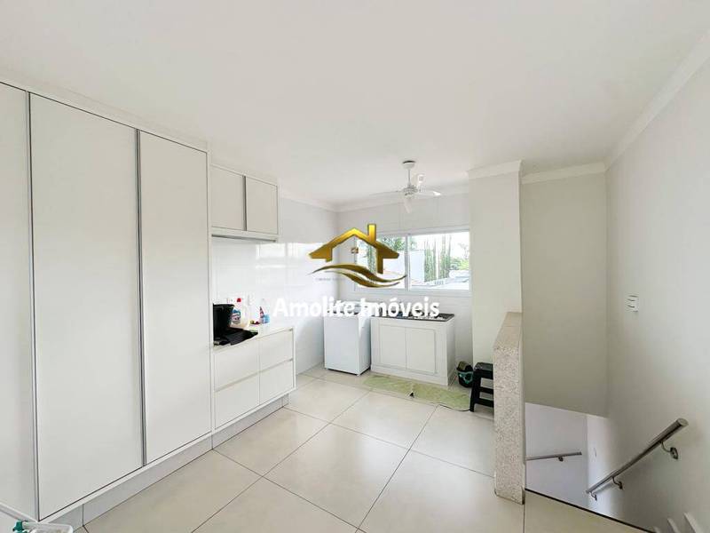 Casa de Condomínio com 3 quartos à venda, 180m² — foto 16 de 21