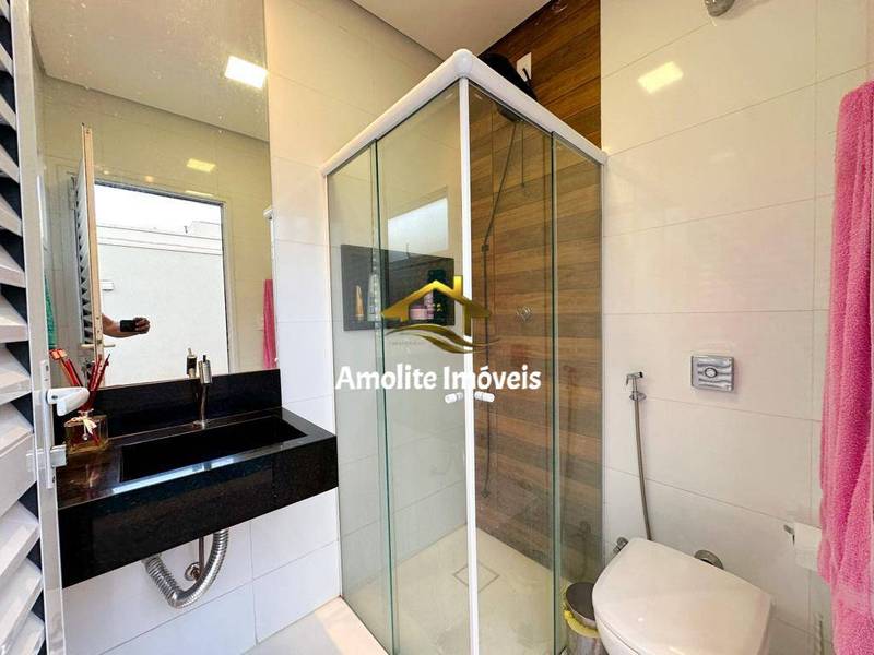 Casa de Condomínio com 3 quartos à venda, 180m² — foto 13 de 21
