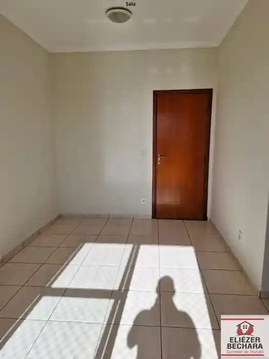 Apartamento com 2 quartos à venda, 55m² — foto 2 de 13