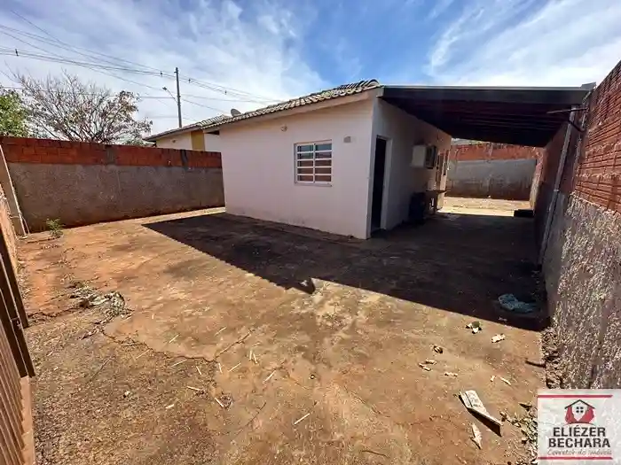 Casa com 2 quartos à venda, 70m² — foto 2 de 14