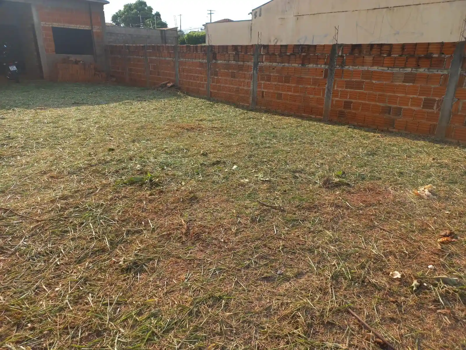 Terreno / Lote / Condomínio com 2 quartos à venda, 360m² — foto 4 de 4