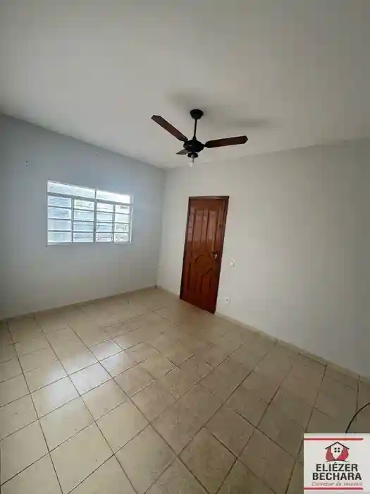 Casa com 3 quartos à venda, 103m² — foto 1 de 13