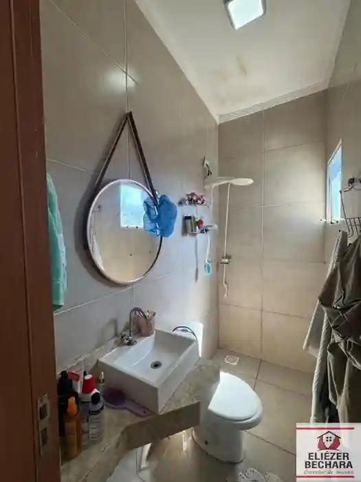 Casa com 3 quartos à venda, 200m² — foto 11 de 17