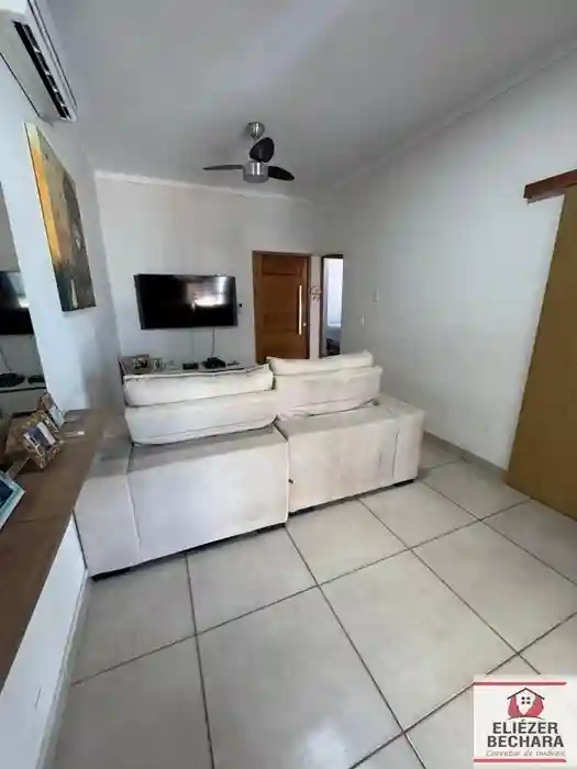 Casa com 3 quartos à venda, 200m² — foto 8 de 17