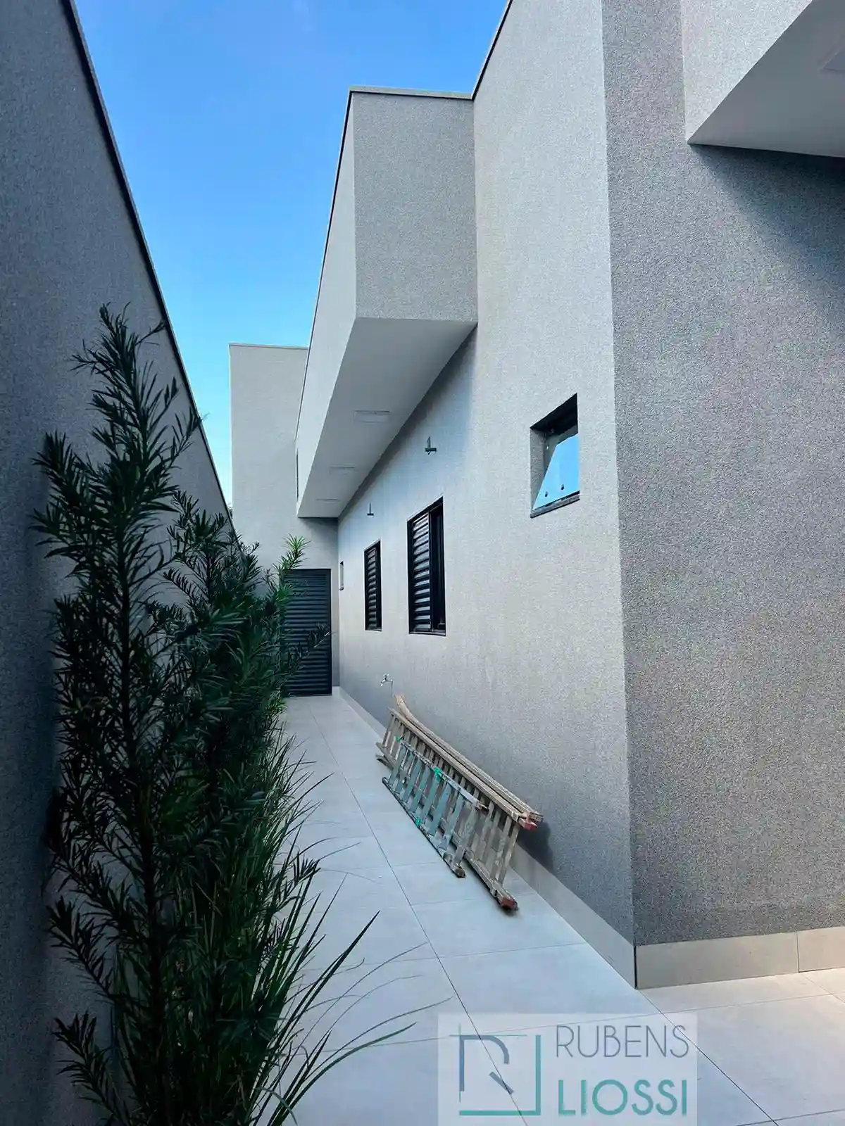 Casa de Condomínio com 3 quartos à venda, 195m² — foto 4 de 20