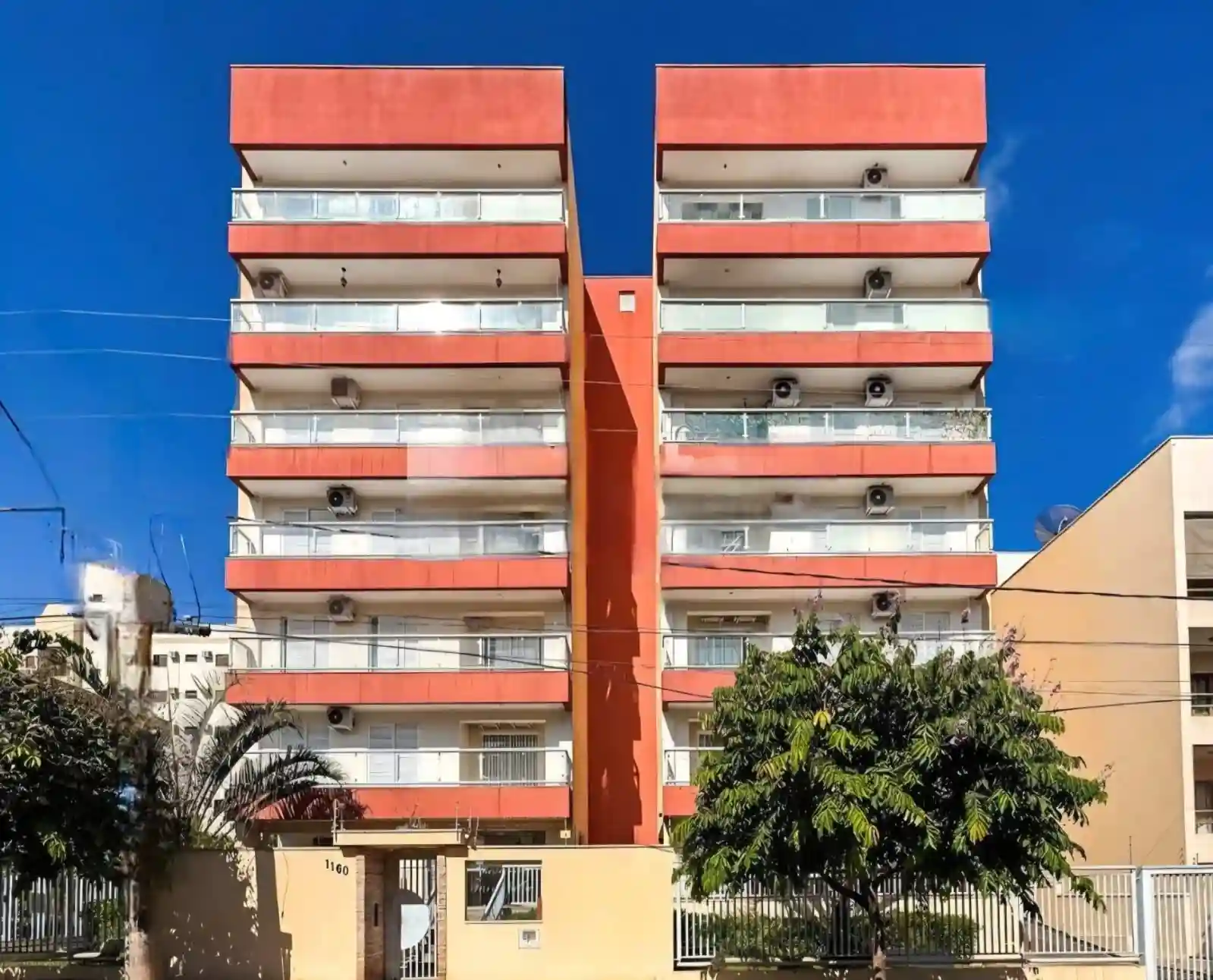 Apartamento com 2 quartos à venda, 93m² — foto 1 de 12