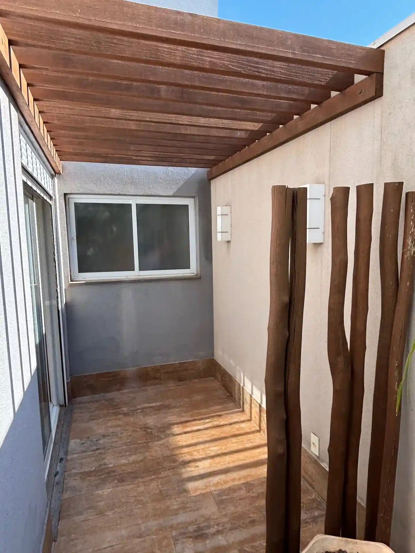 Casa de Condomínio com 3 quartos para aluguel, 230m² — foto 21 de 24