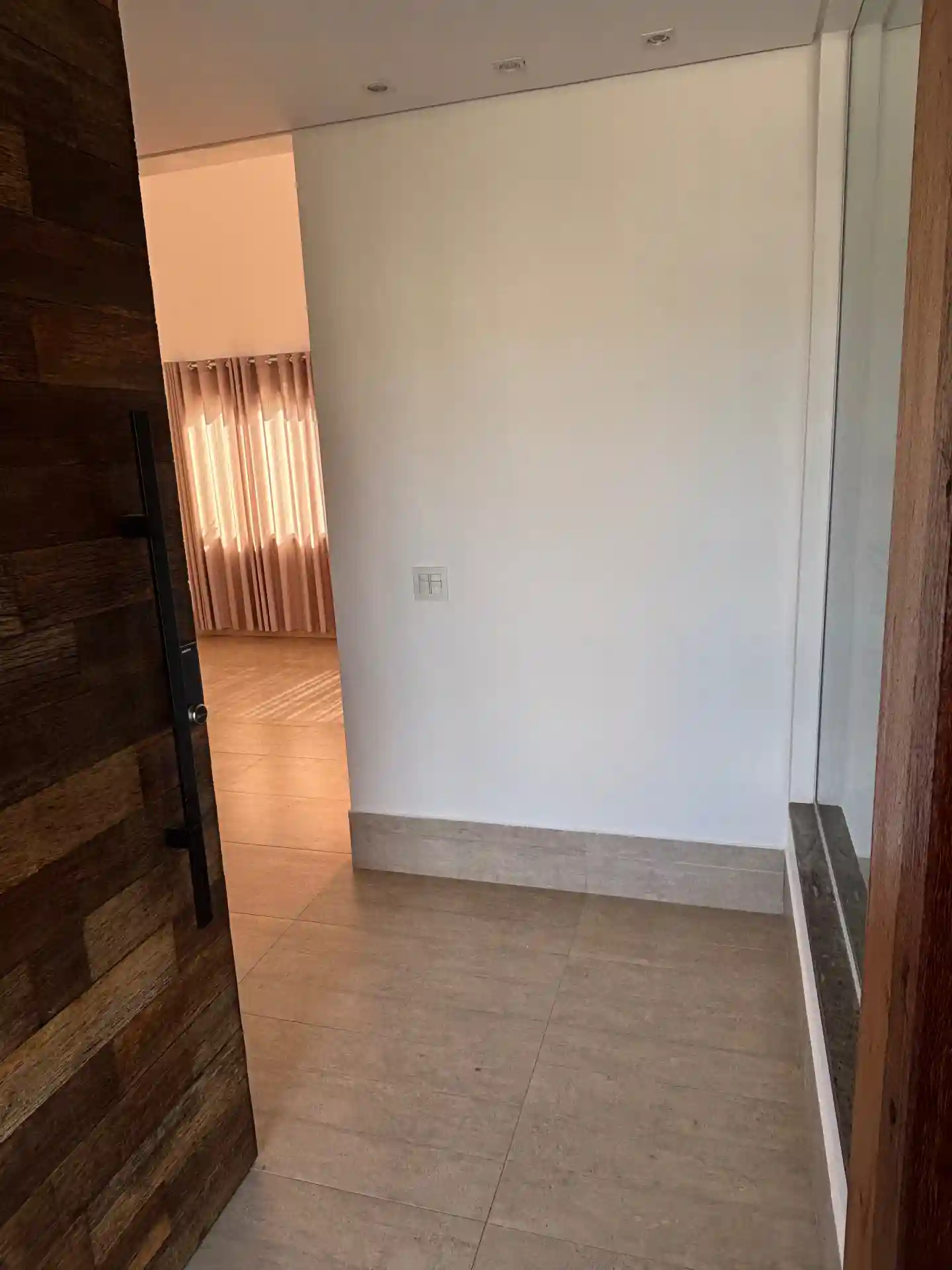Casa de Condomínio com 3 quartos para aluguel, 230m² — foto 10 de 24