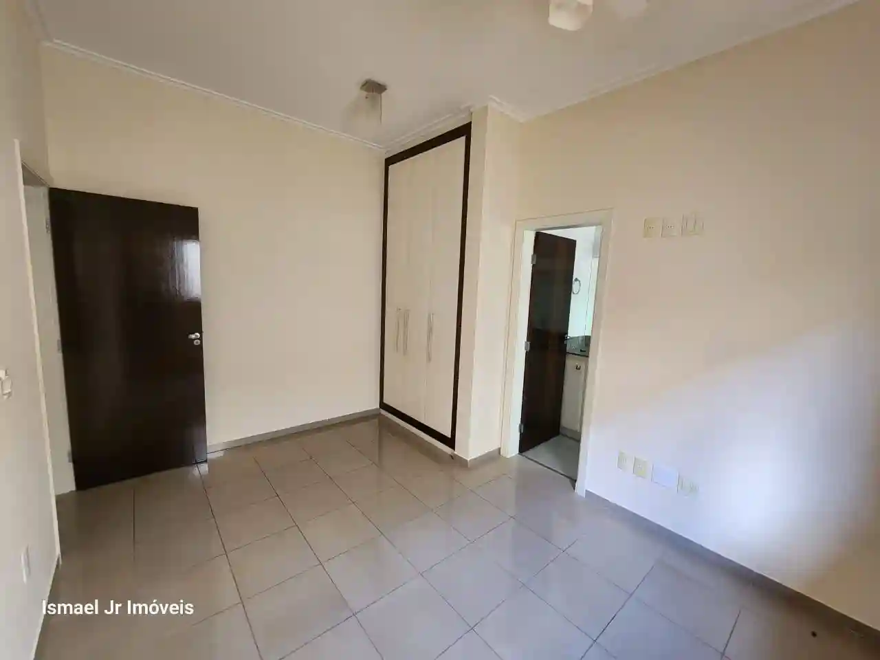 Casa de Condomínio com 3 quartos à venda, 400m² — foto 21 de 28