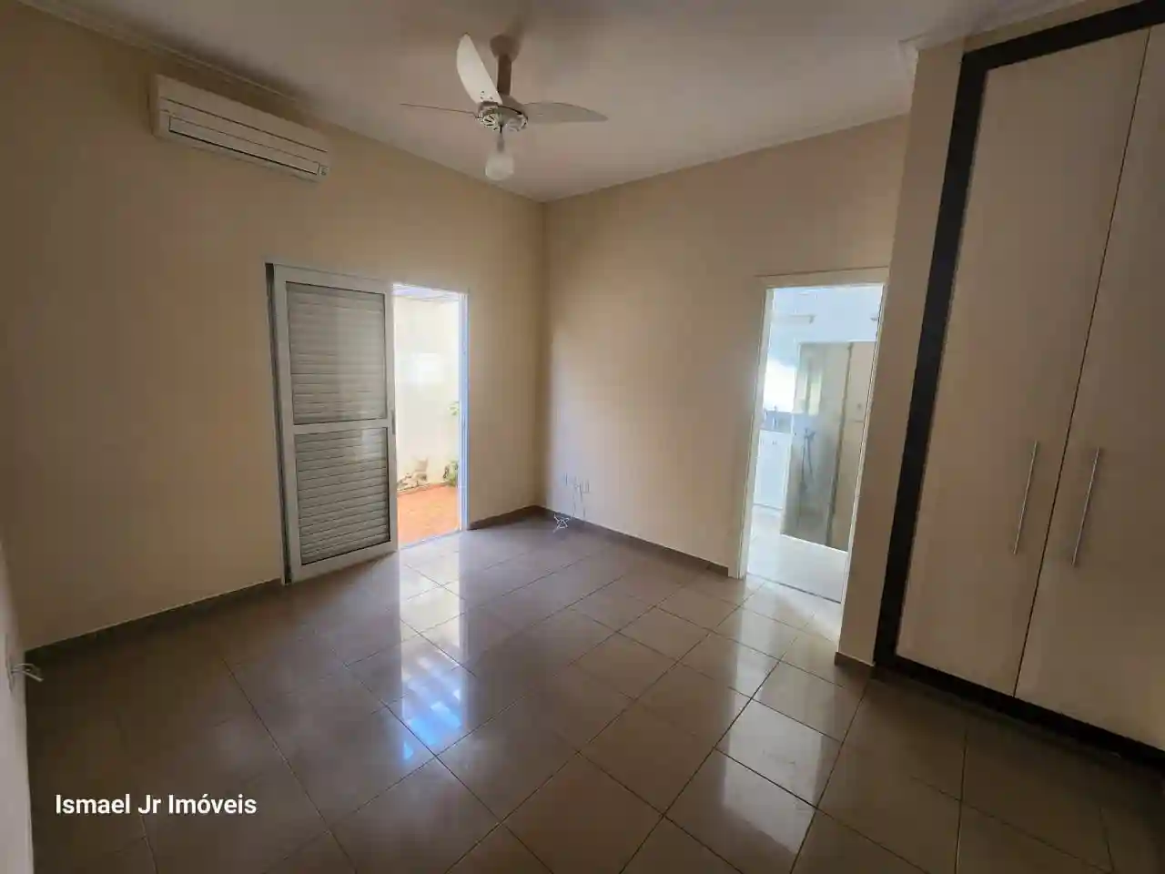 Casa de Condomínio com 3 quartos à venda, 400m² — foto 15 de 28