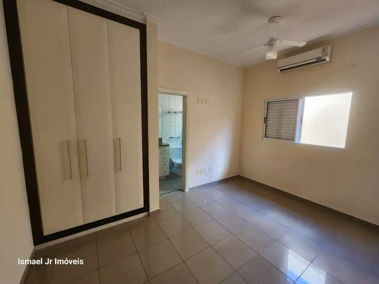 Casa de Condomínio com 3 quartos à venda, 400m² — foto 22 de 28