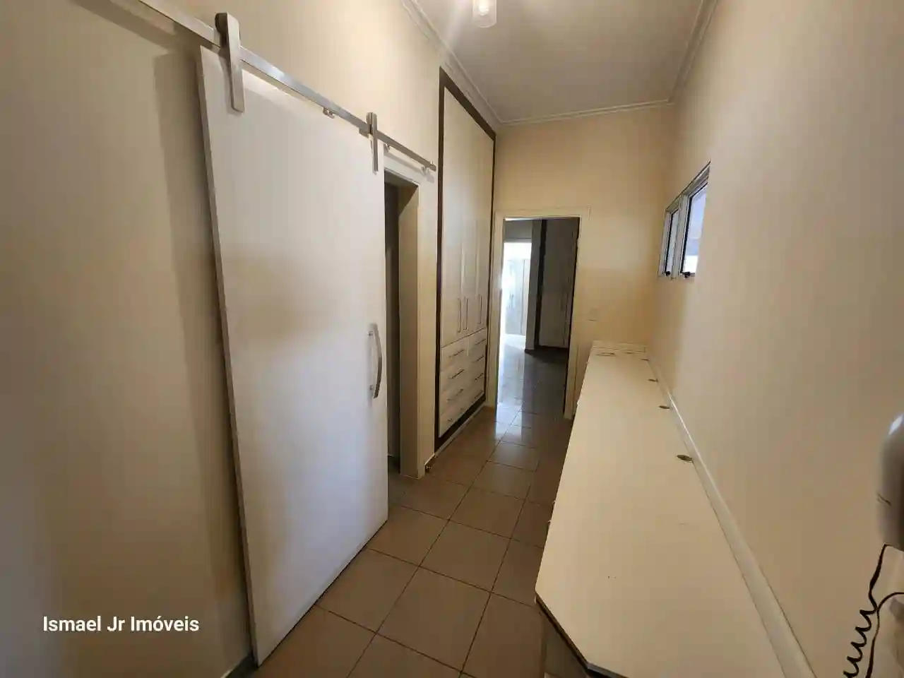 Casa de Condomínio com 3 quartos à venda, 400m² — foto 11 de 28