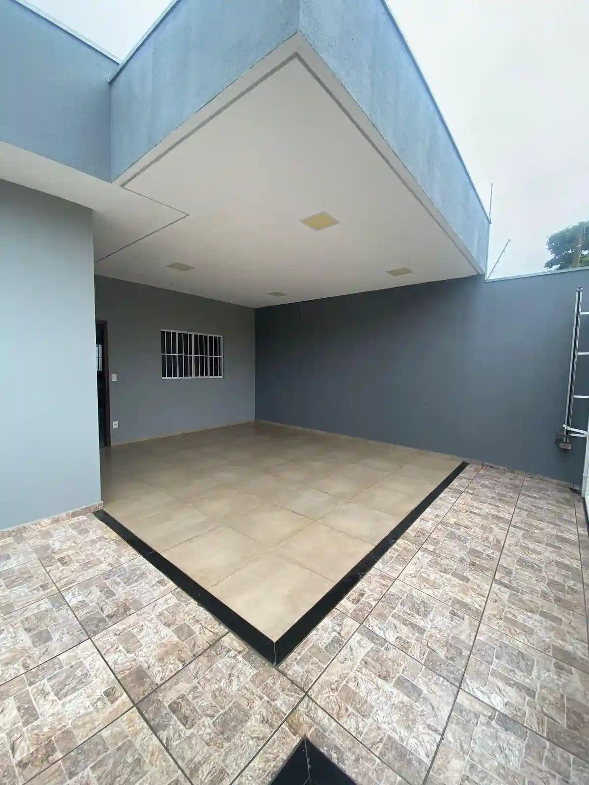 Casa com 2 quartos à venda, 160m² — foto 2 de 25