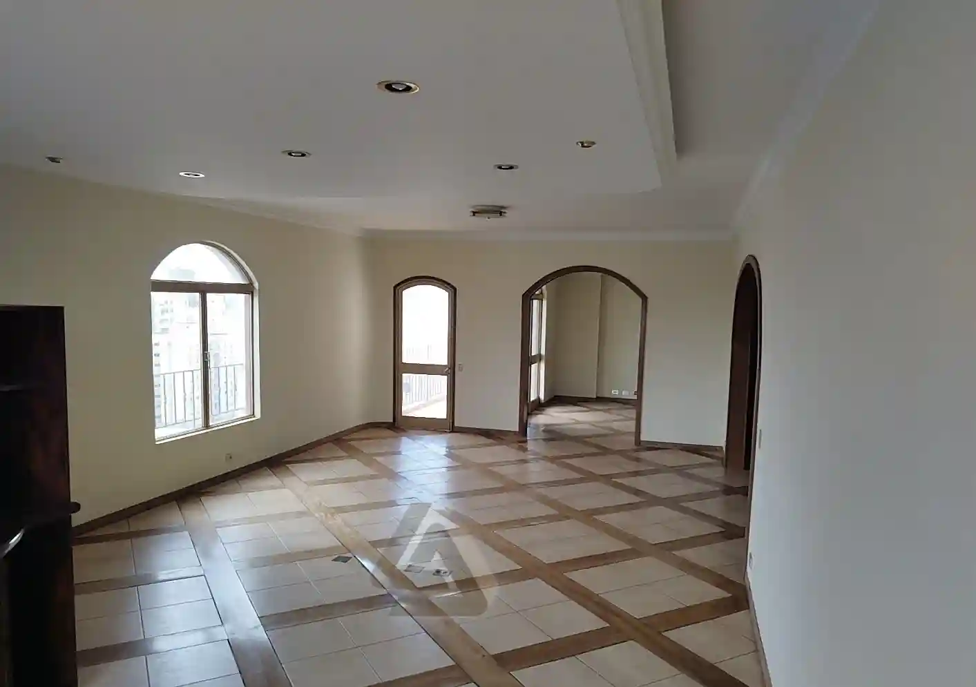 Apartamento com 4 quartos à venda, 291m² — foto 3 de 17