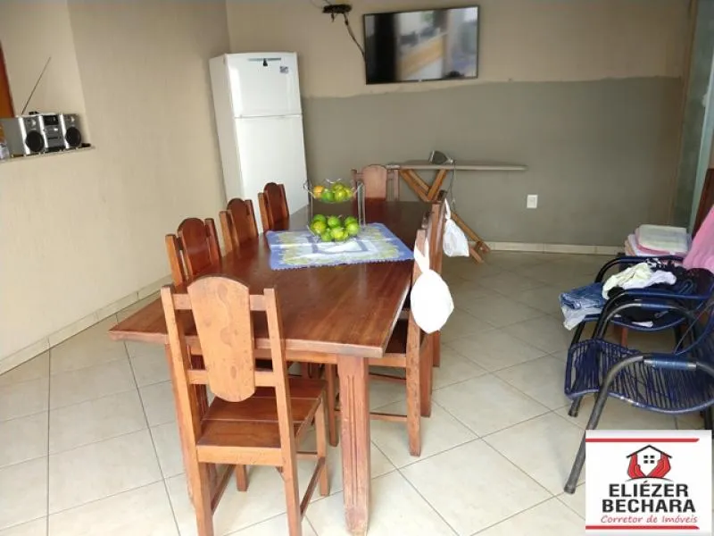 Casa à venda — foto 3 de 12