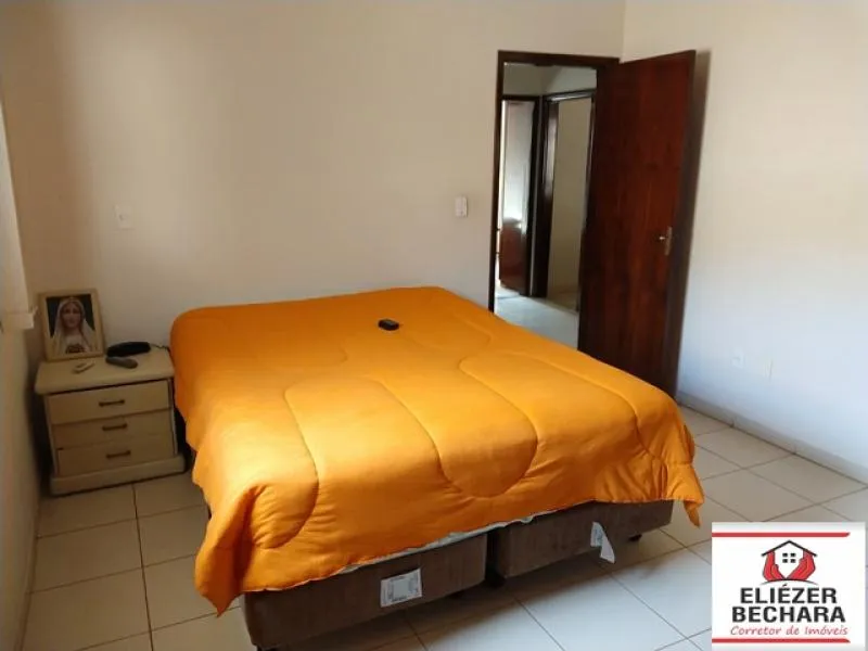 Casa à venda — foto 7 de 12