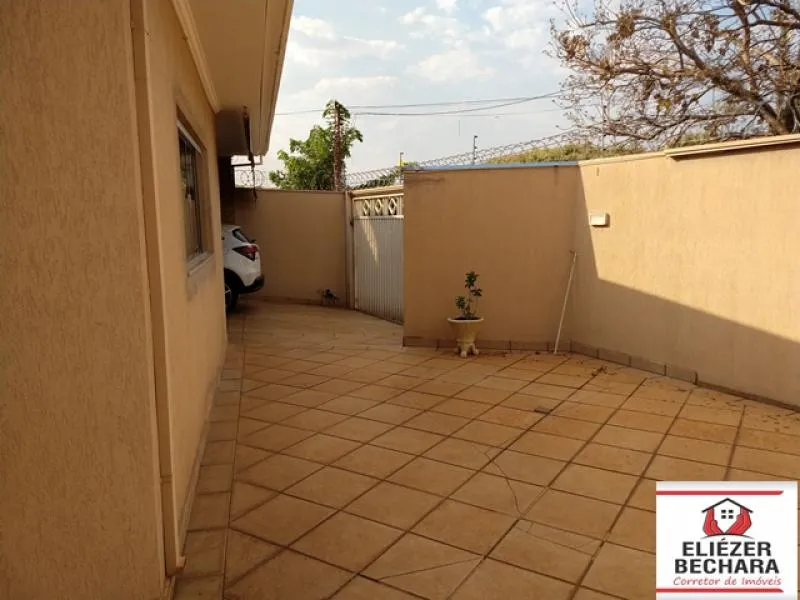 Casa à venda — foto 8 de 12