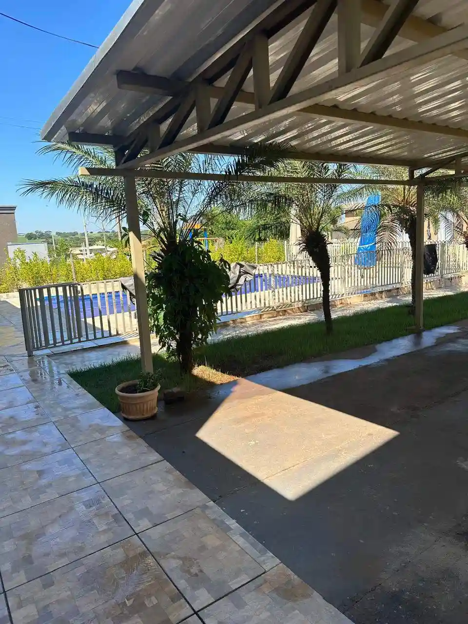 Fazenda / Sítio / Chácara com 3 quartos à venda, 455m² — foto 1 de 17