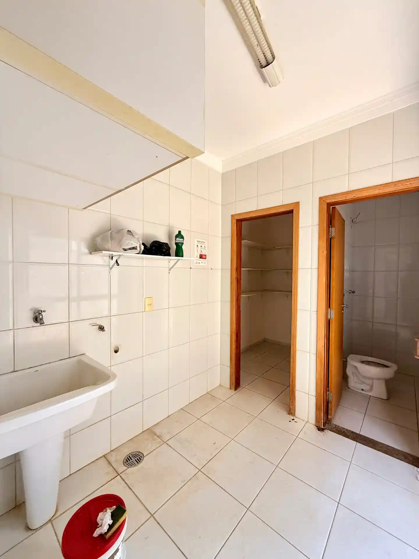 Casa de Condomínio com 4 quartos para aluguel, 405m² — foto 7 de 23