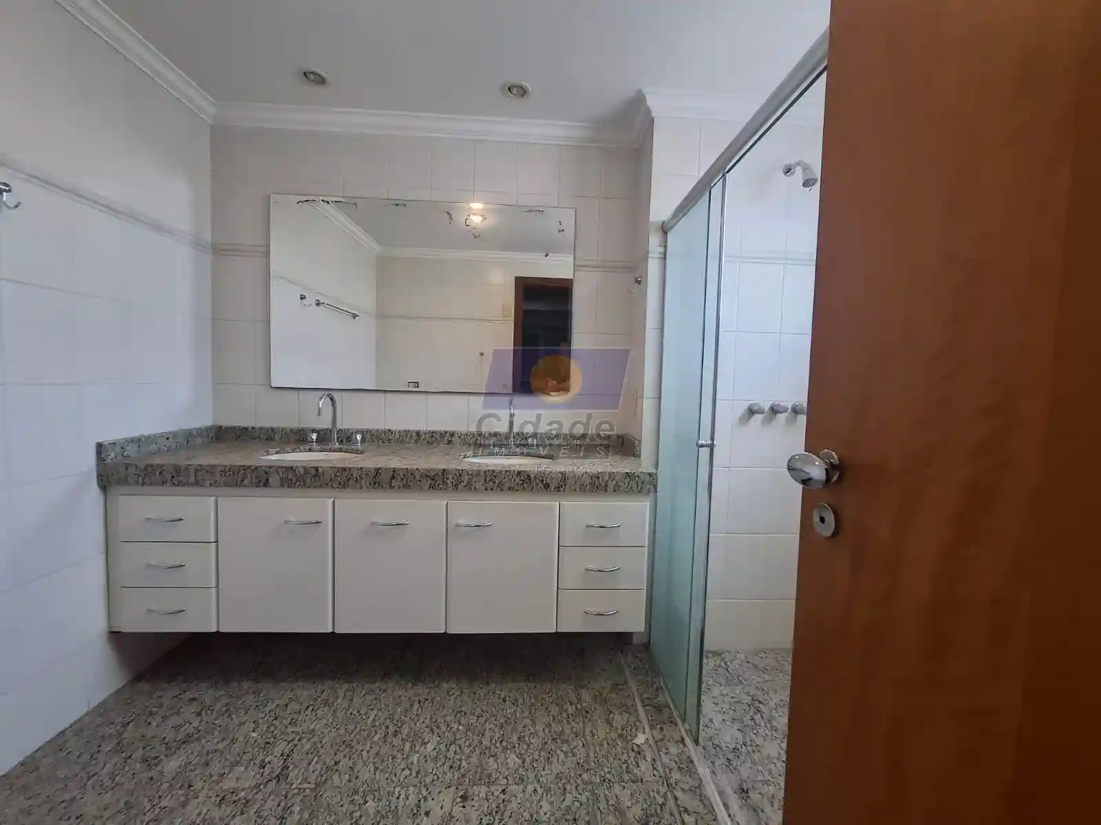 Apartamento com 3 quartos para aluguel, 158m² — foto 14 de 19