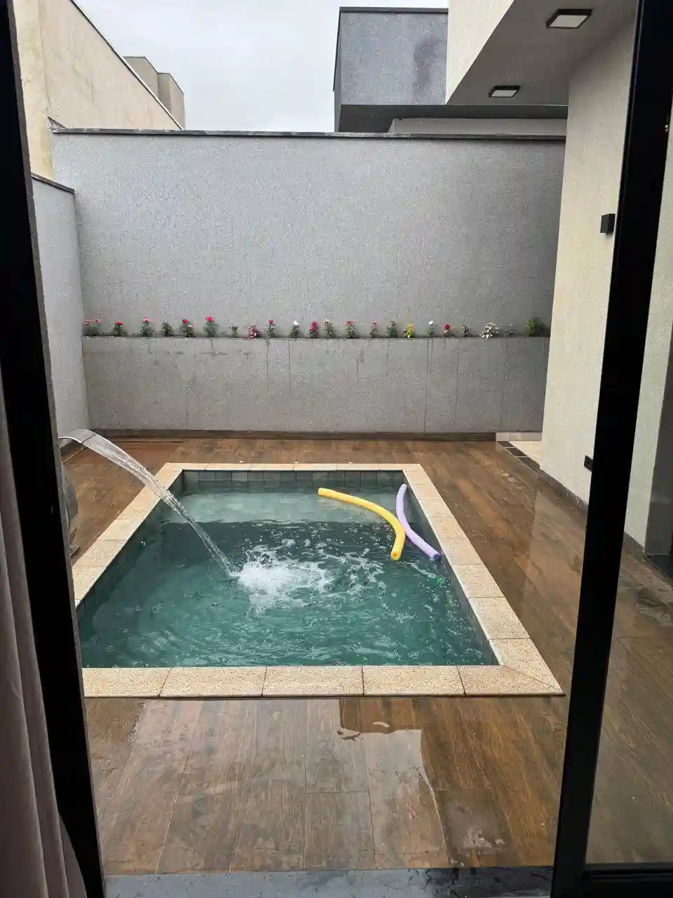 Casa de Condomínio com 3 quartos à venda, 176m² — foto 3 de 48