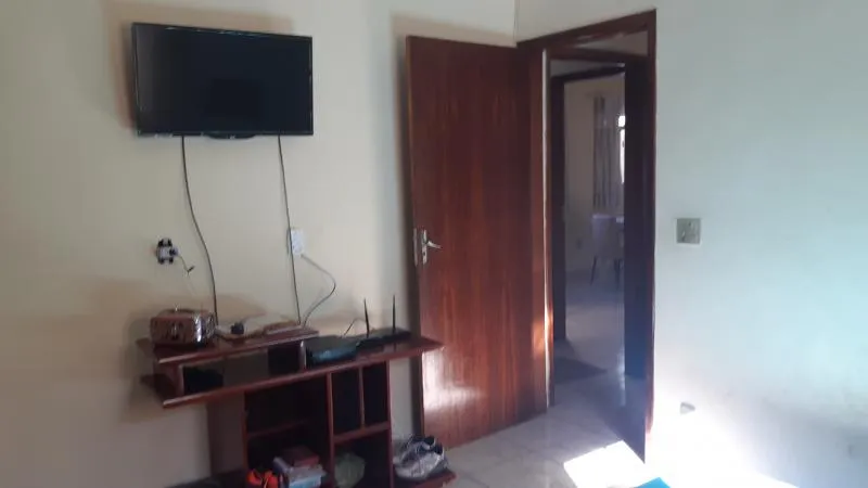 Casa à venda — foto 2 de 6