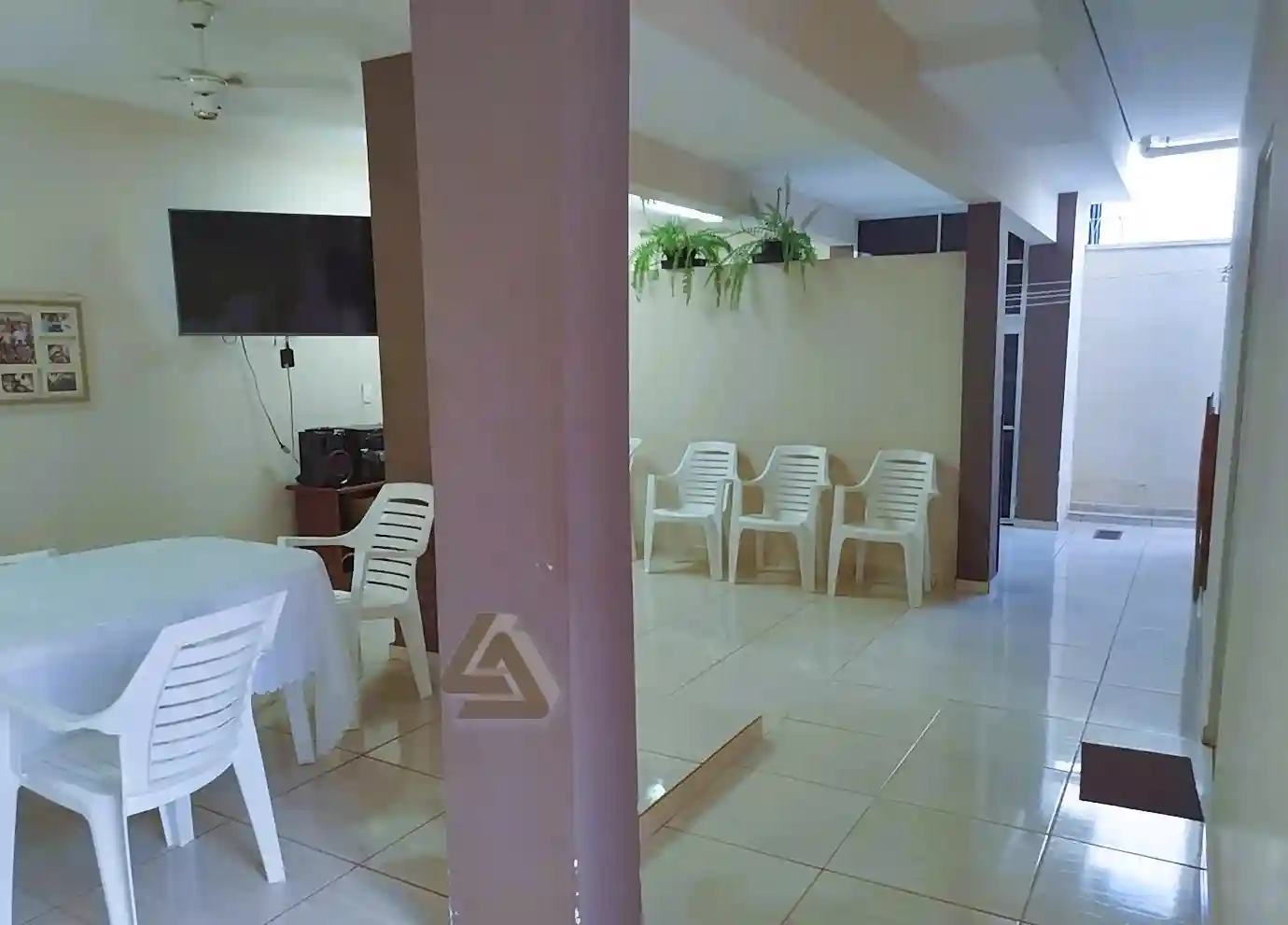 Casa com 3 quartos à venda, 238m² — foto 12 de 14