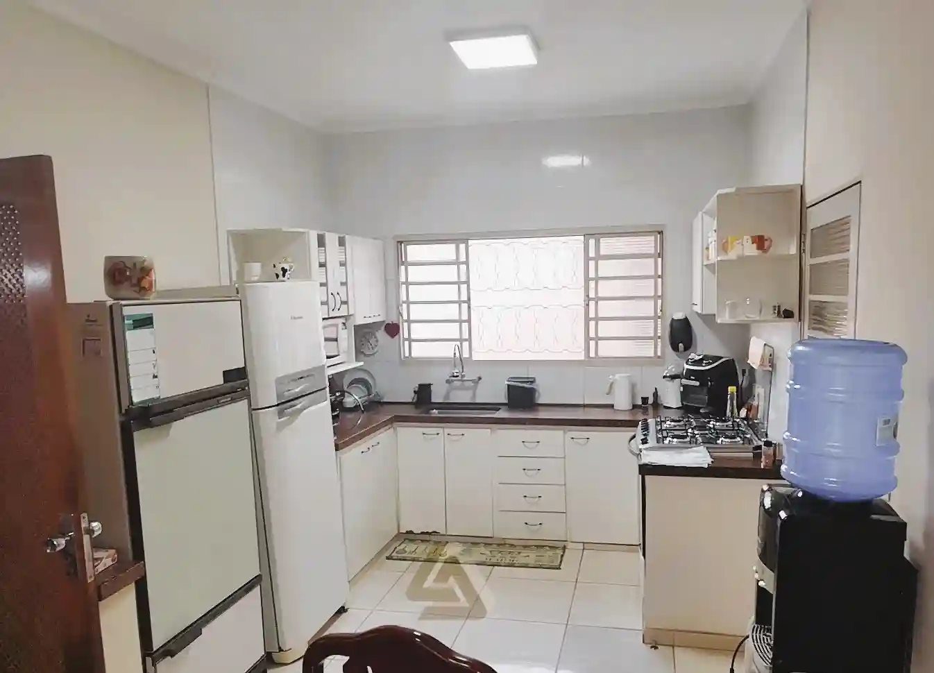 Casa com 3 quartos à venda, 238m² — foto 9 de 14