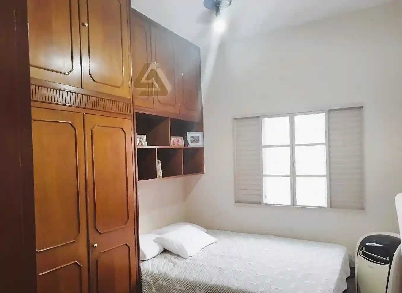 Casa com 3 quartos à venda, 238m² — foto 7 de 14