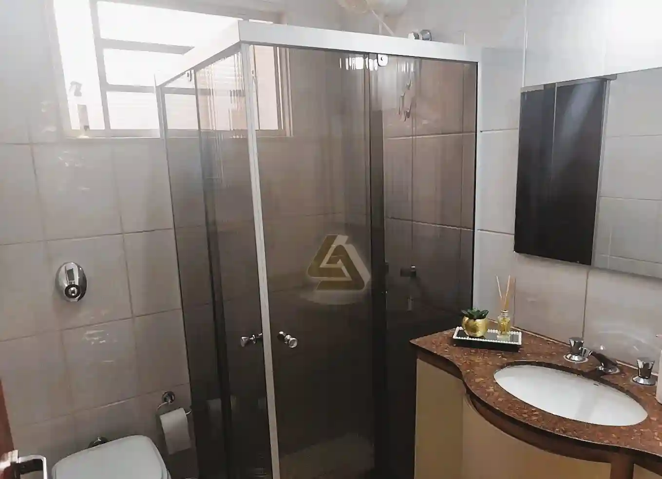 Casa com 3 quartos à venda, 238m² — foto 8 de 14