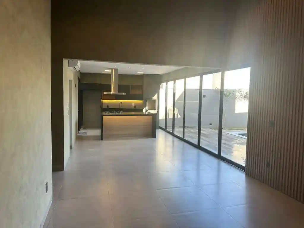 Casa de Condomínio com 3 quartos à venda, 240m² — foto 4 de 19