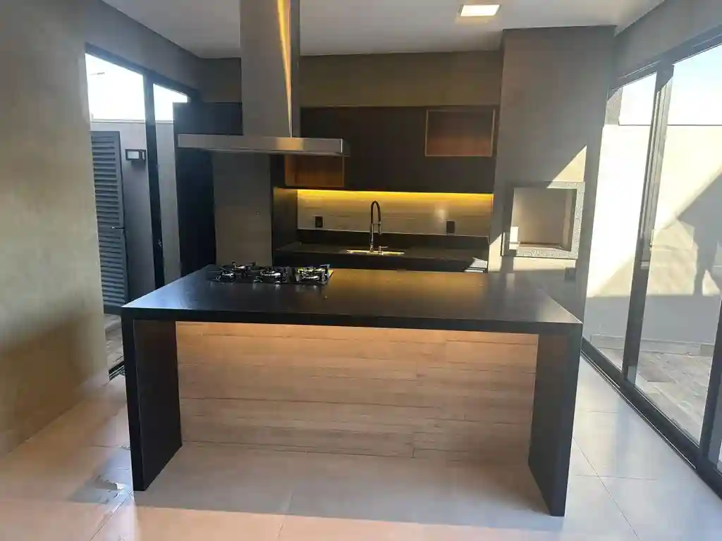 Casa de Condomínio com 3 quartos à venda, 240m² — foto 8 de 19