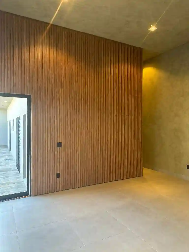 Casa de Condomínio com 3 quartos à venda, 240m² — foto 16 de 19