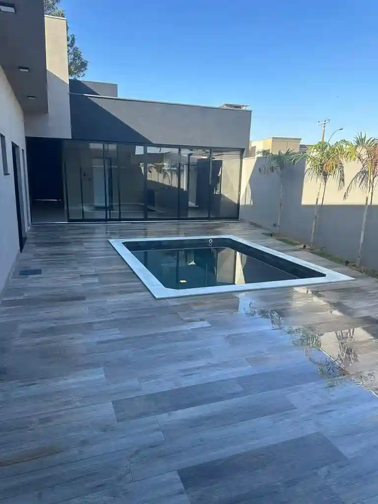 Casa de Condomínio com 3 quartos à venda, 240m² — foto 5 de 19
