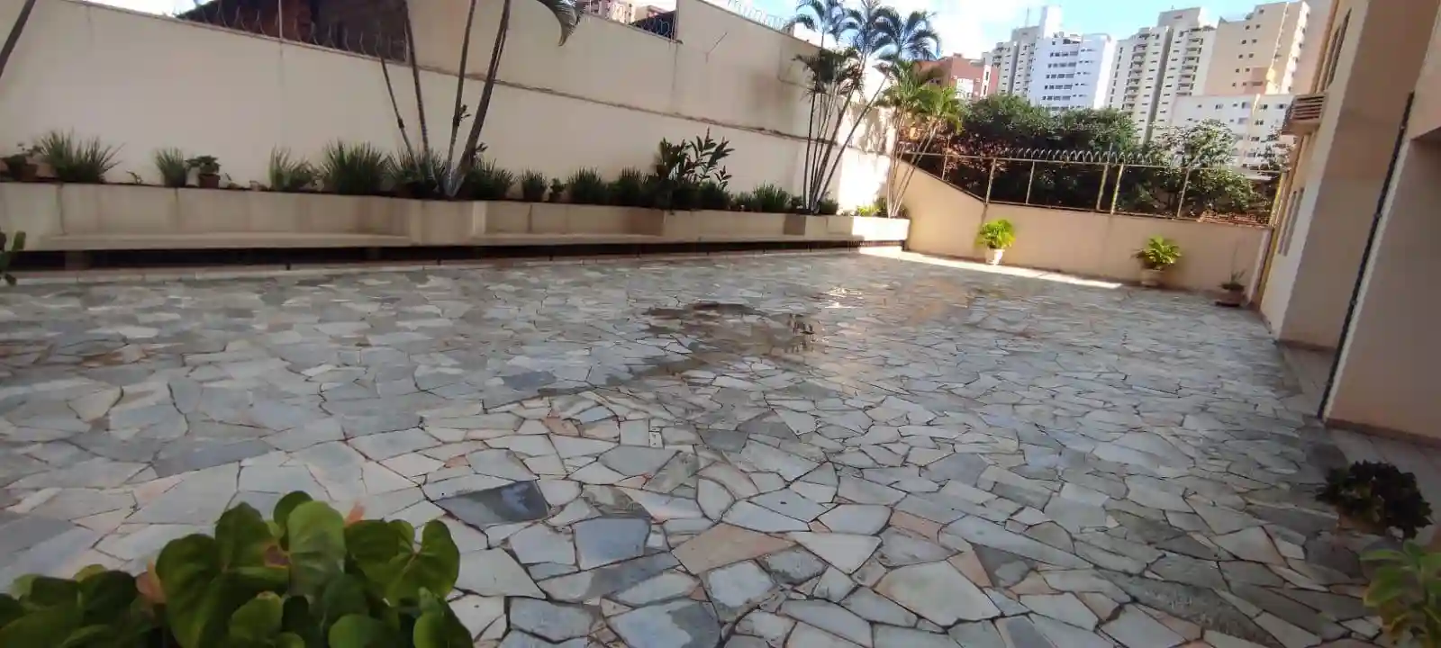 Apartamento com 3 quartos à venda, 98m² — foto 3 de 25